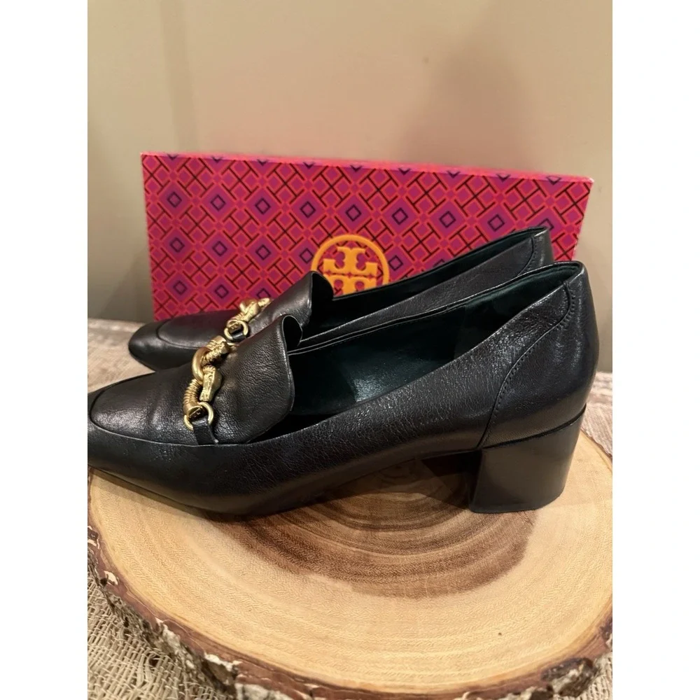 Tory Burch Women's Jessa Leather Heeled Loafer Black Block Heel Gold Links 9.5